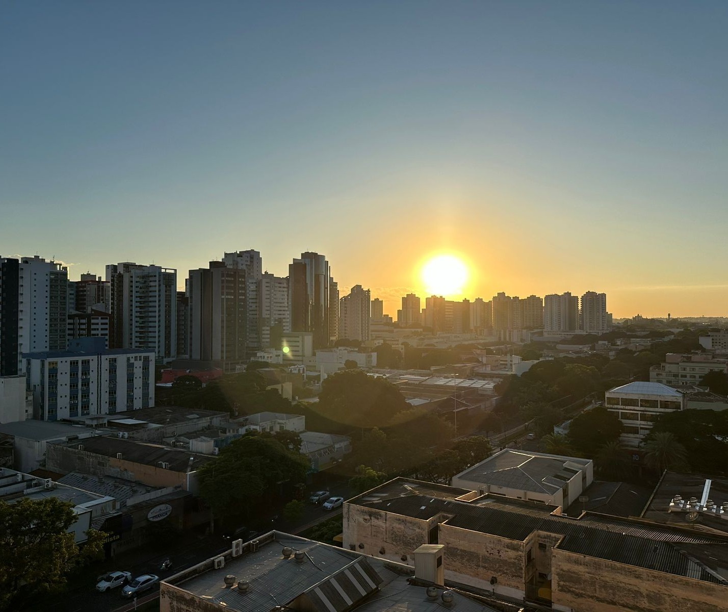 Veja como fica o tempo nesta quinta-feira (23)