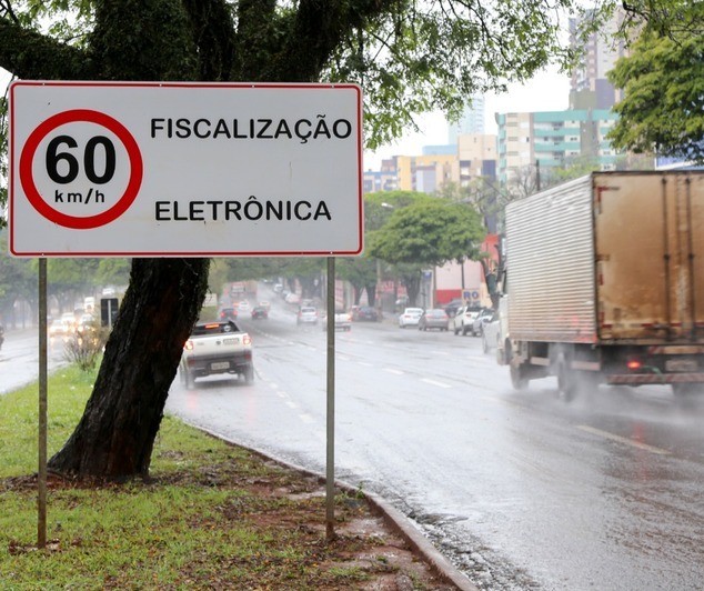 Número de acidentes com vítimas reduz em 70% na Avenida Colombo em Maringá