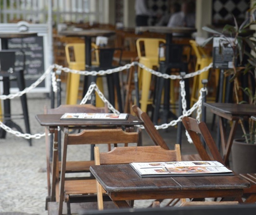 Bares e restaurantes esperavam mais do novo decreto em Maringá