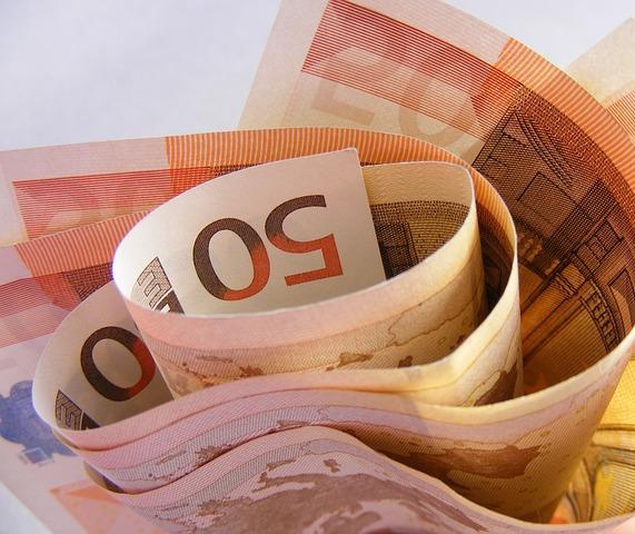 Projeto do governo federal oferece desconto na tabela do IR