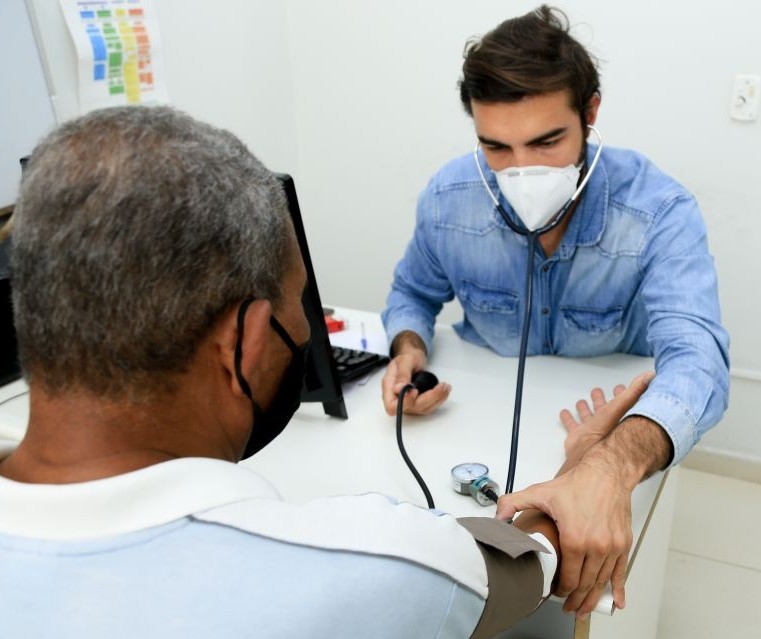 Começam ações do Novembro Azul, de prevenção ao câncer de próstata