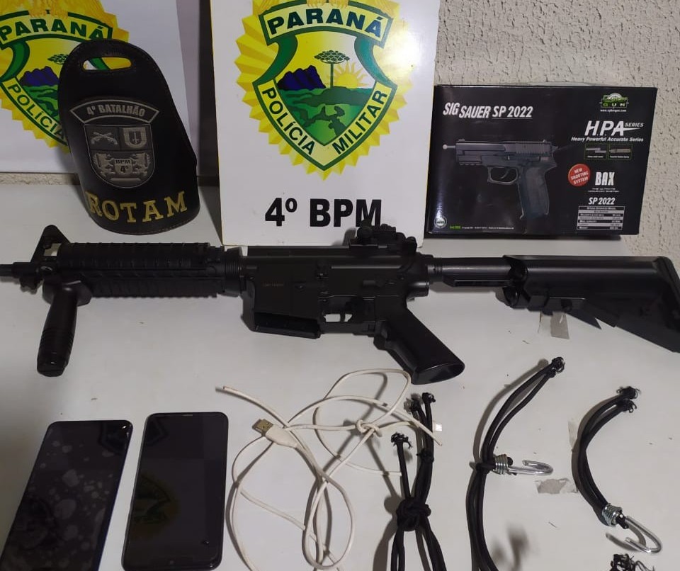Quadrilha rouba caminhão em Maringá usando fuzil falso