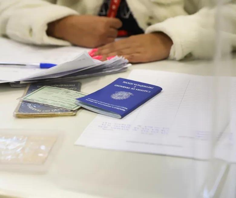 Confira as vagas de emprego abertas na Agência do Trabalhador de Maringá