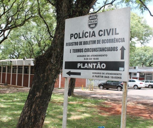 Homem é preso ao tentar dar golpe em investigador da polícia civil