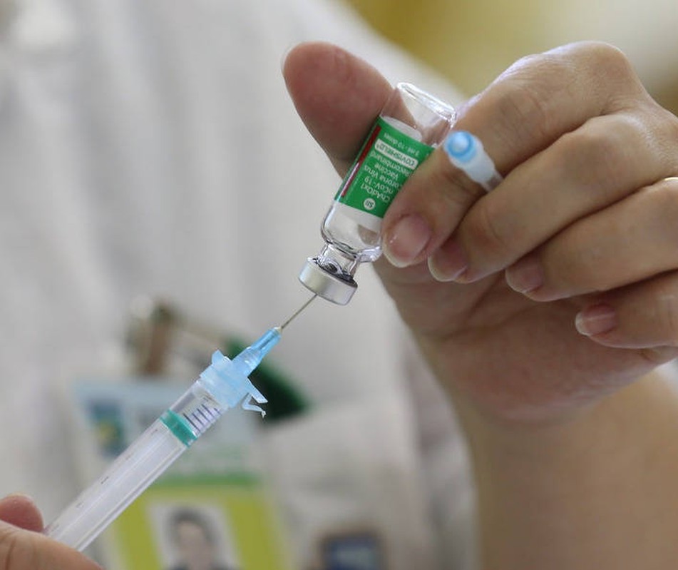 Comprovante de vacina contra a Covid-19 não será obrigatório na rede estadual de ensino