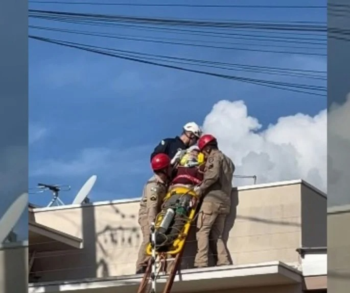 Vítima de choque elétrico é resgatado em estado grave em Mandaguari