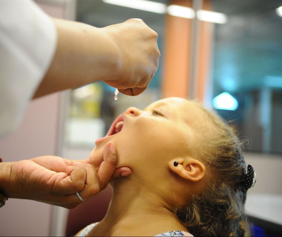 Maringá vacinou quase 70% do público alvo contra pólio e sarampo