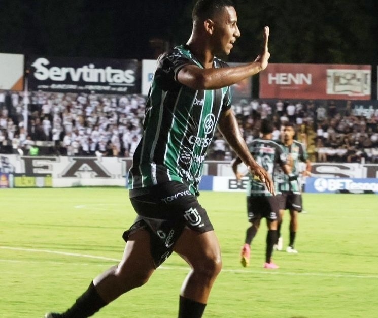 Em Ponta Grossa, Maringá FC vence o Operário e volta à liderança do Campeonato Paranaense