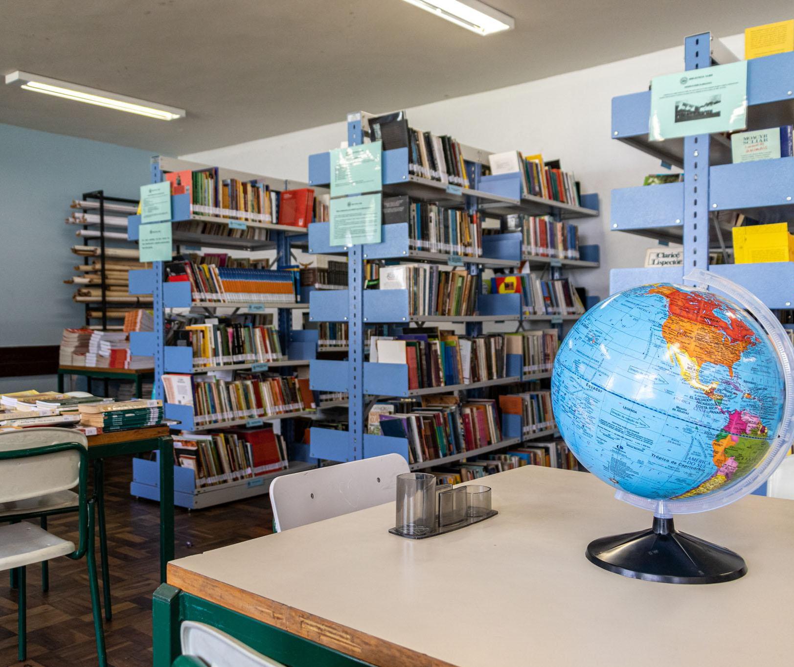 Comunidade escolar escolhe diretores de colégios estaduais nesta terça-feira (2)