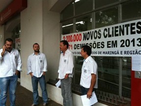 Sindicato dos bancários fecha agências do Santander em Maringá
