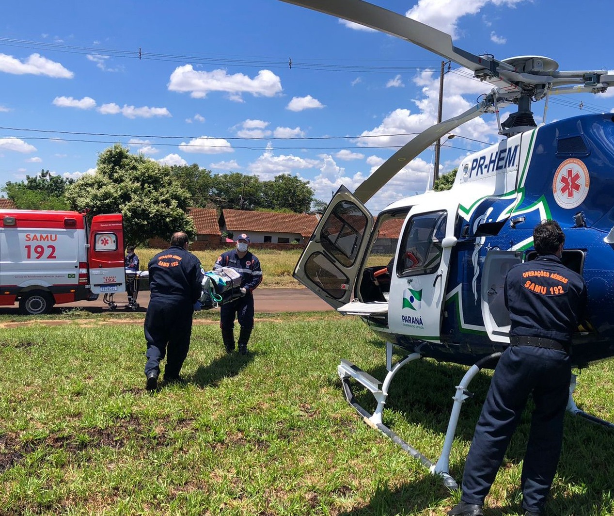 Adolescente é baleada em Astorga e levada de helicóptero ao HU de Maringá