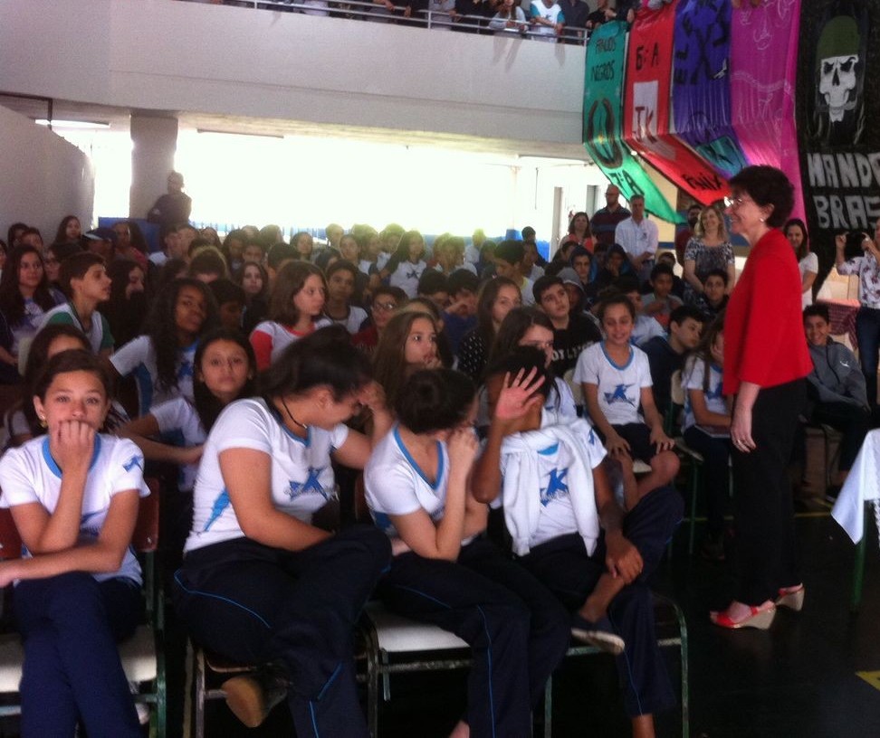 Colégio JK é o único estadual com ensino integral em Maringá