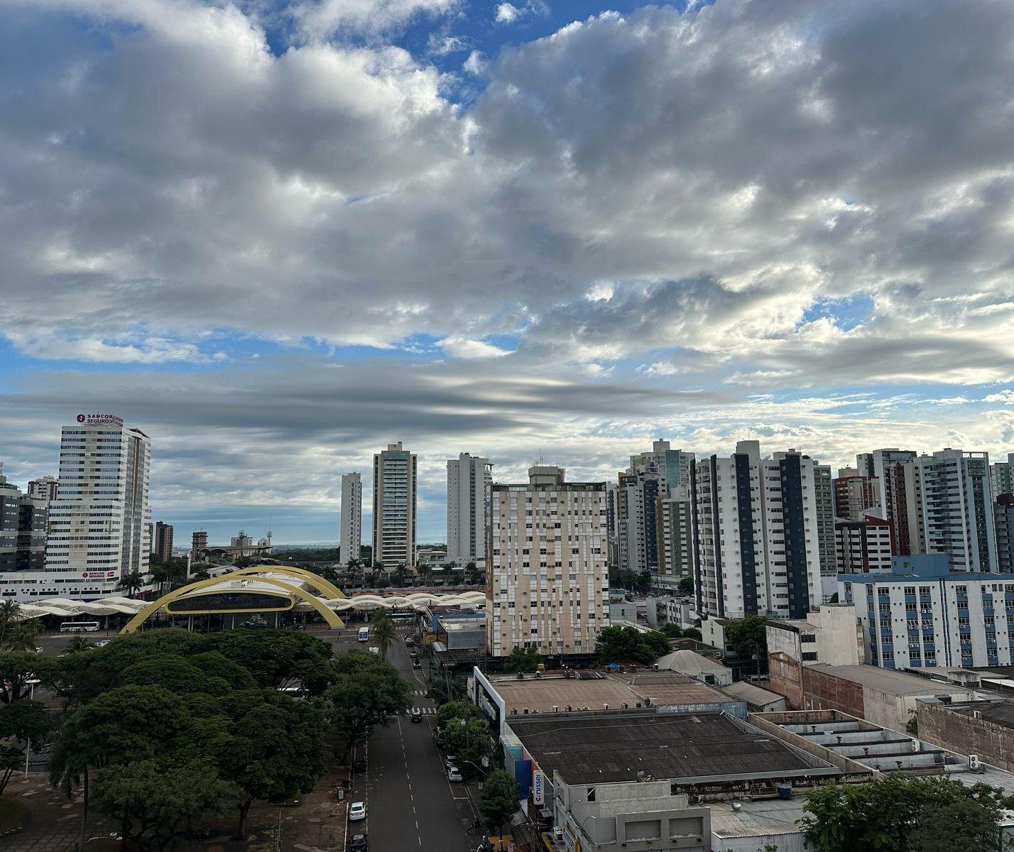 Confira a previsão do tempo nesta quinta-feira (17)