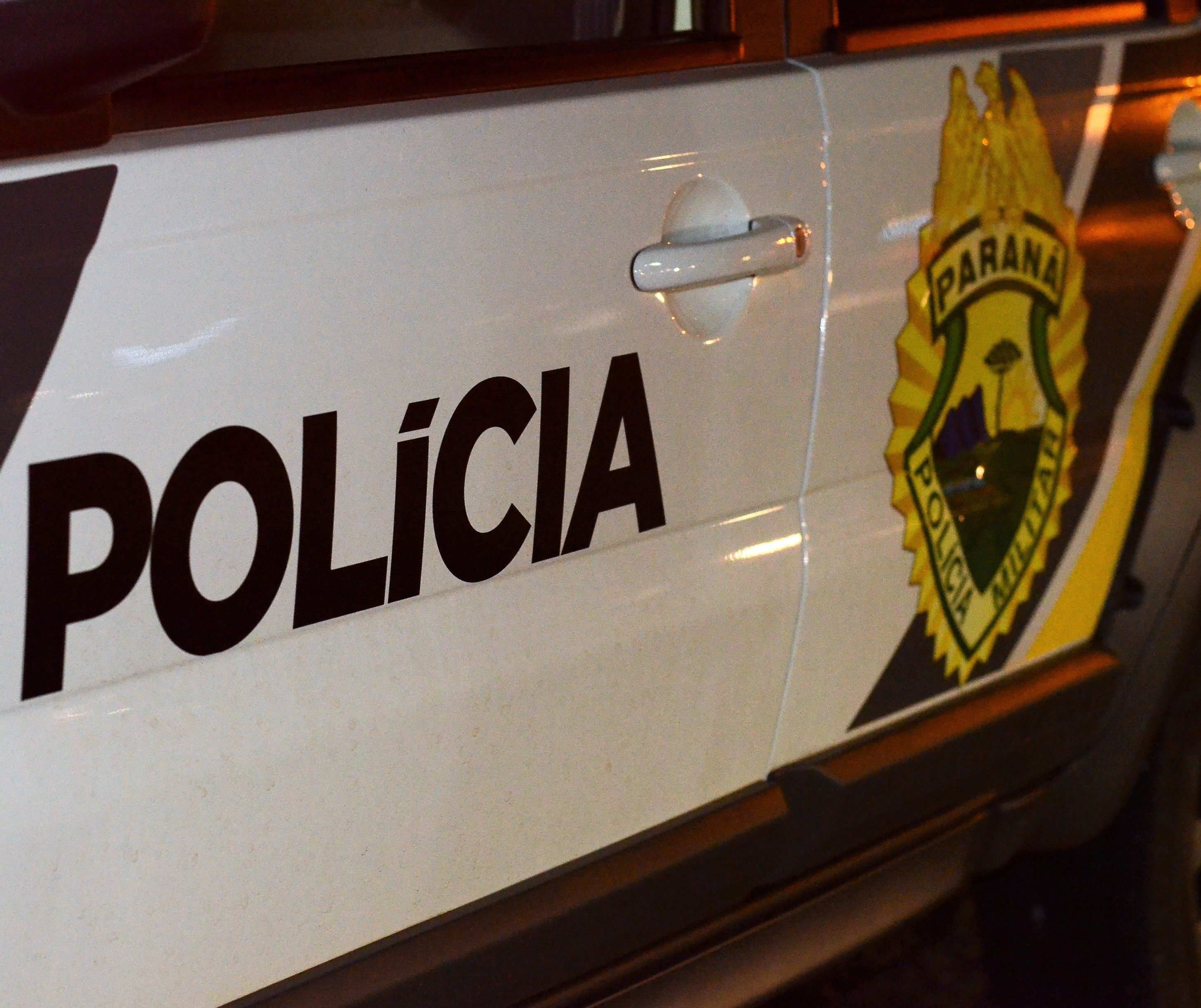 Homem com mandado de prisão por furto é preso em abordagem