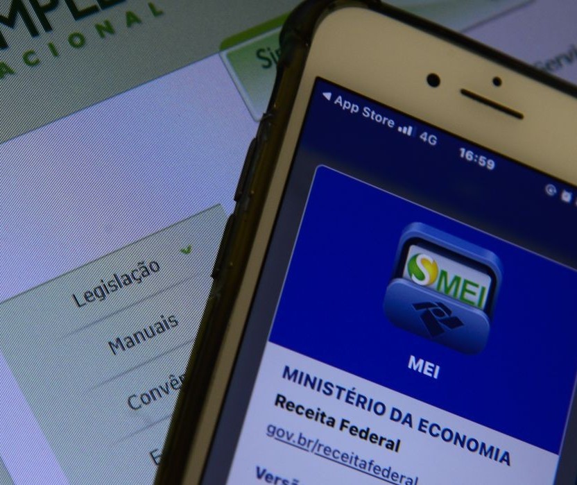 Prazo para renegociar dívidas do Simples Nacional se encerra nessa terça-feira (31)