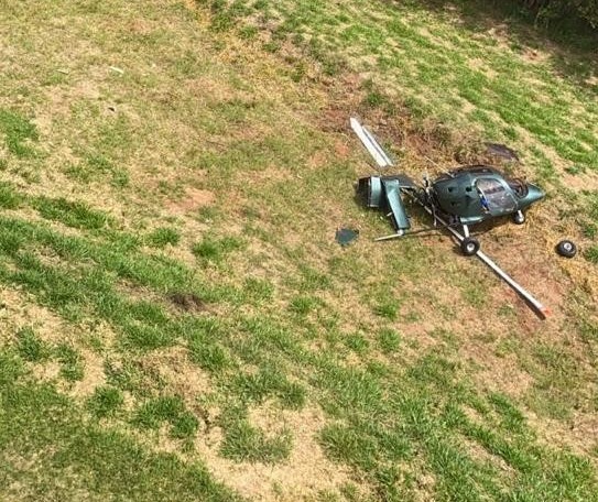 Idoso é socorrido pelo Samu após queda de aeronave de pequeno porte