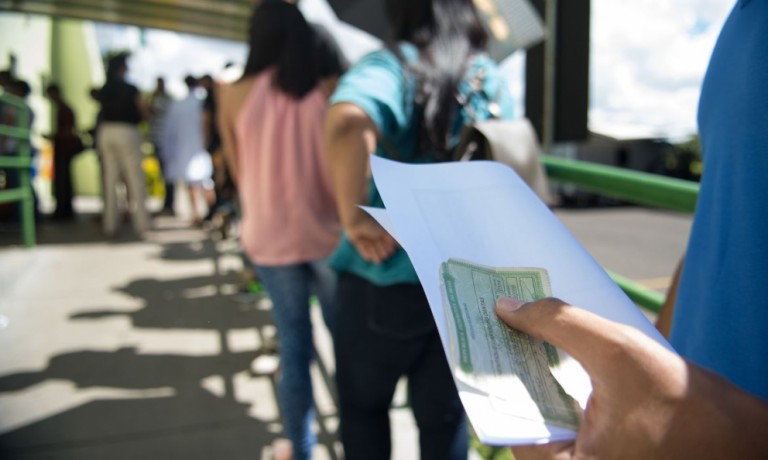 Manhã de eleições inicia de maneira tranquila em Cascavel