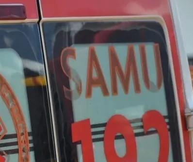 Carro bate em poste, sai da pista e passageira morre em acidente na BR-376