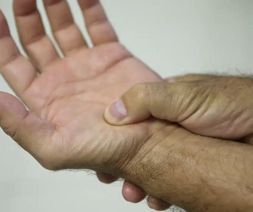 Entenda quando a fibromialgia gera direito à aposentadoria