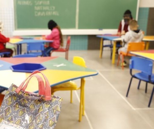 Mais de 2,5 mil alunos da rede municipal de Apucarana ainda não têm CPF