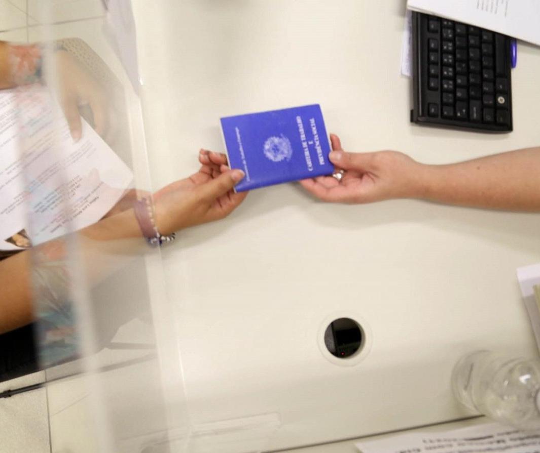 Agência do Trabalhador reabre nessa terça-feira (22); confira vagas