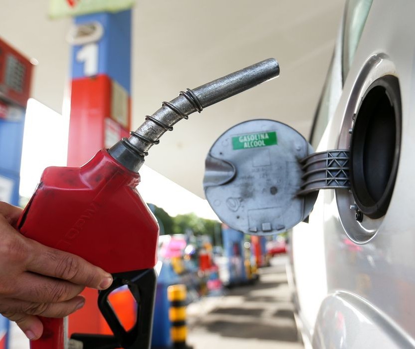 Cesta de preços pode baratear os combustíveis, diz especialista
