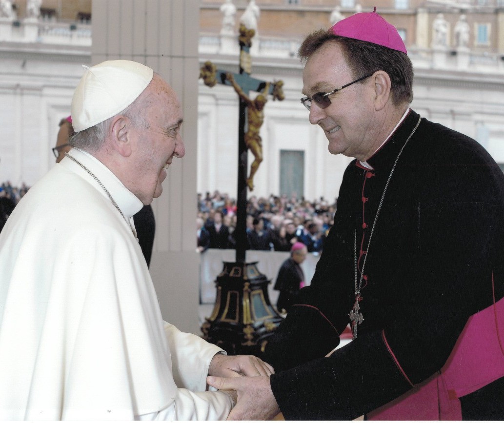 Arcebispo Dom Anuar Battisti renuncia ao cargo