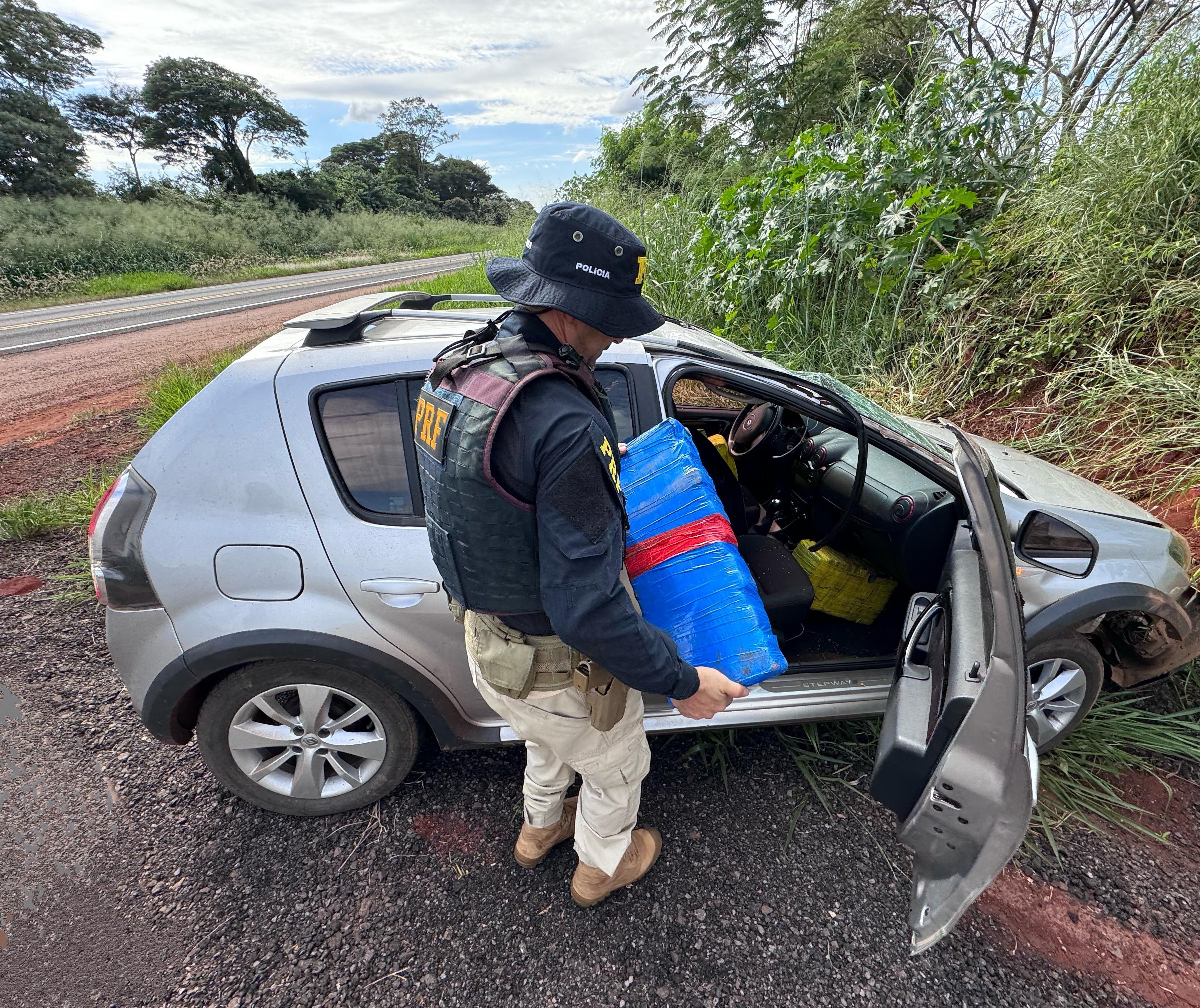 PRF apreende mais de 300 quilos de maconha em duas apreensões