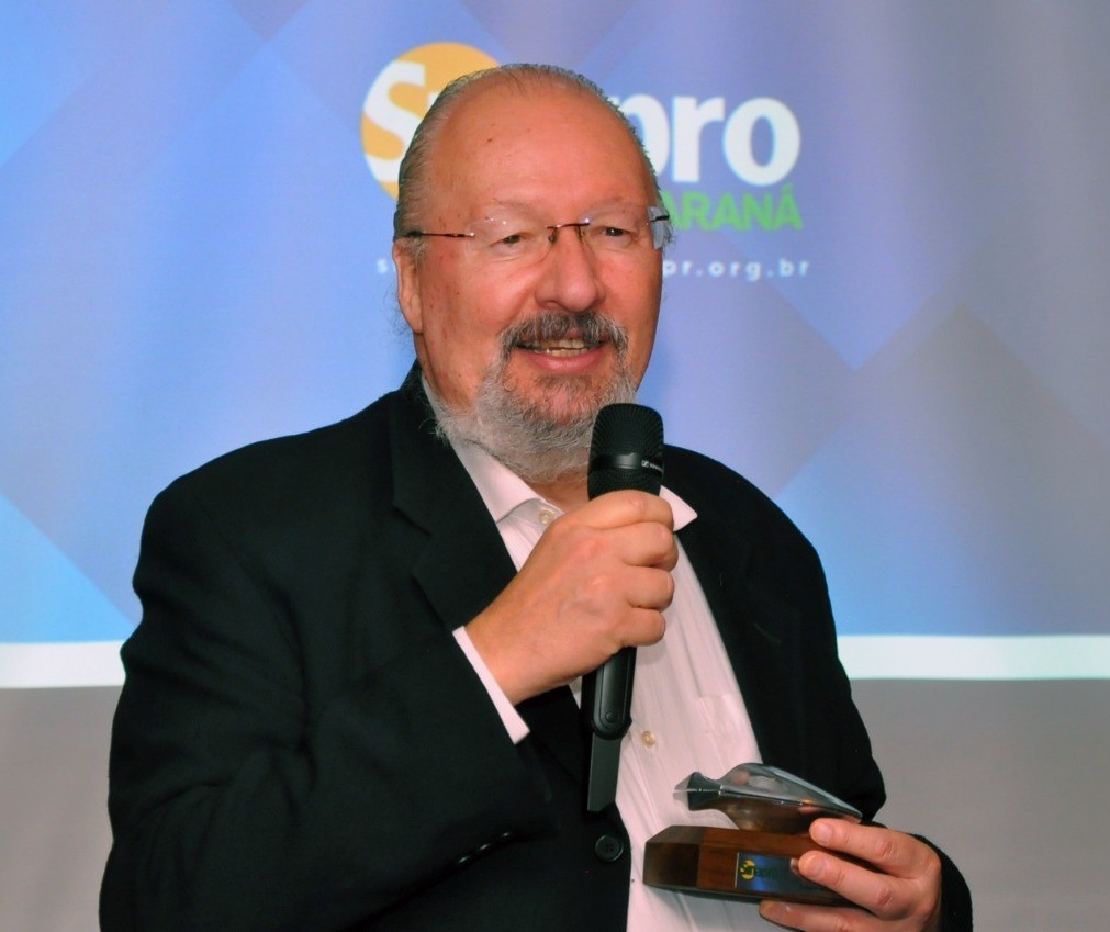 Walter Thomé Jr. recebe Prêmio Semeador da Propaganda do Paraná