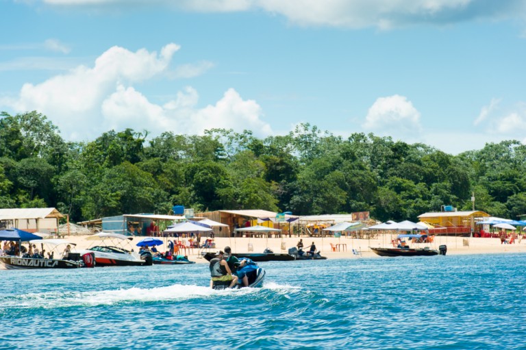 Porto Rico, Marilena e São Pedro do Paraná fecham acessos às prainhas do Rio Paraná