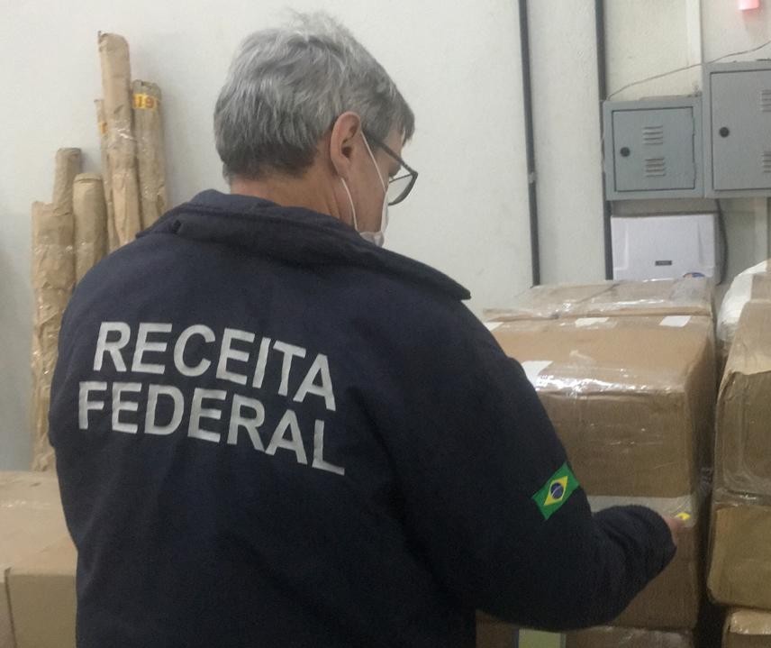 Receita Federal apreende R$ 2,3 mi em mercadorias estrangeiras