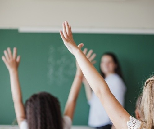Maringá: Escolas particulares querem volta às aulas este mês