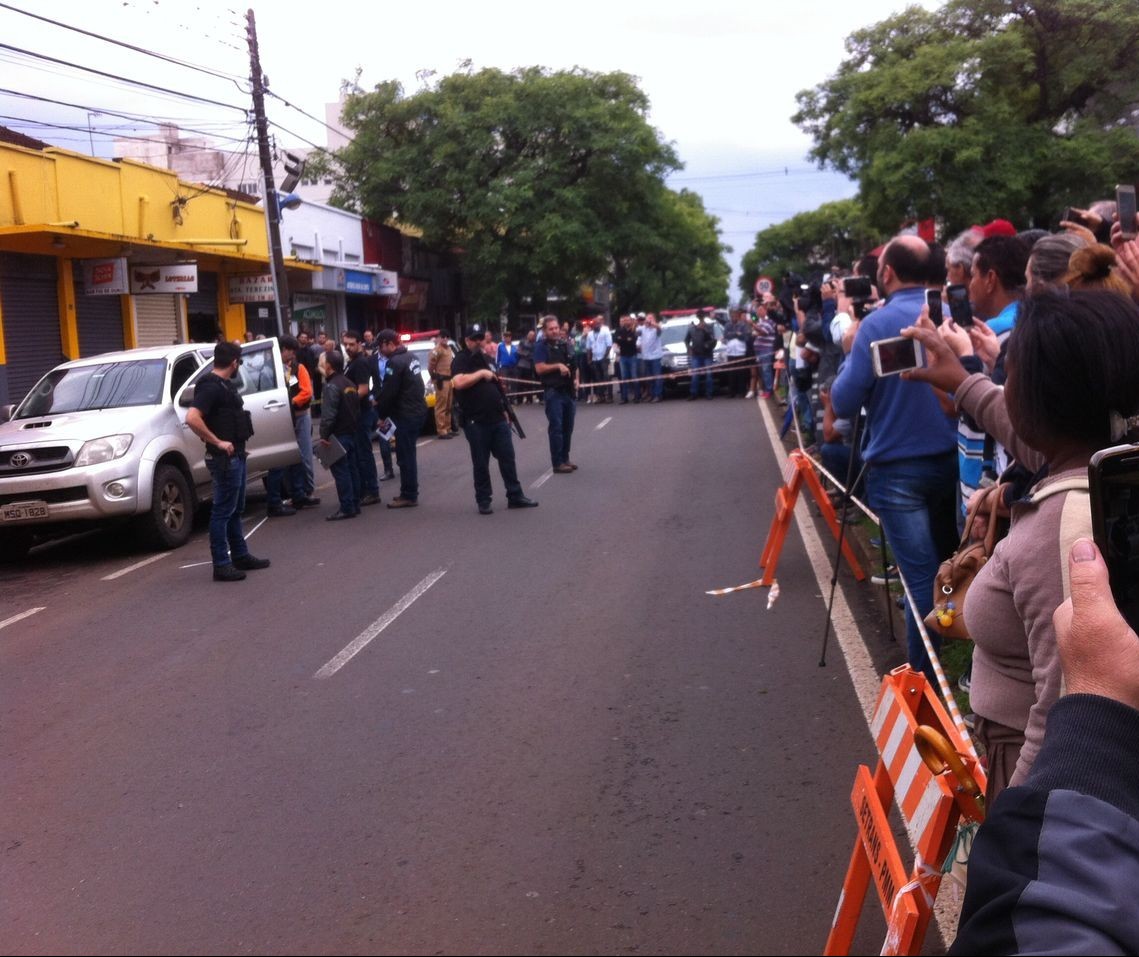 Reconstituição de assassinato dura mais de uma hora