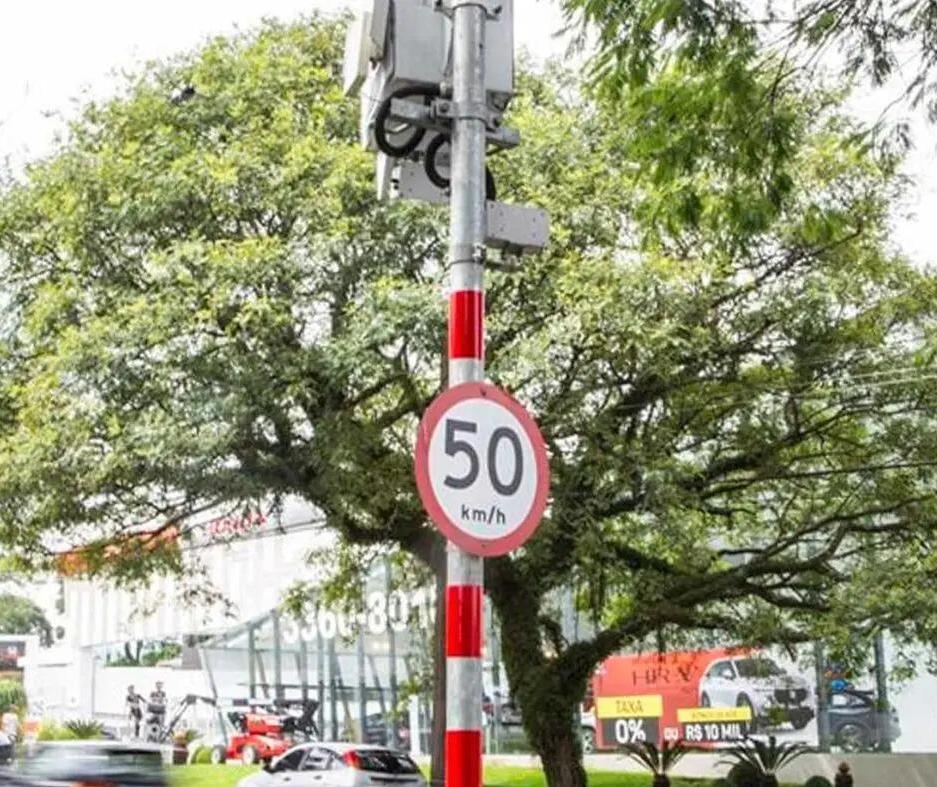 Projeto quer tornar radares de trânsito mais visíveis em Maringá; entenda
