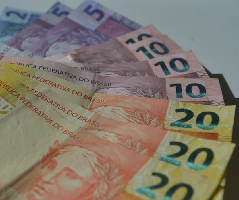 Ministério da Economia prevê rombo de R$ 861 bilhões nas contas do governo em 2020