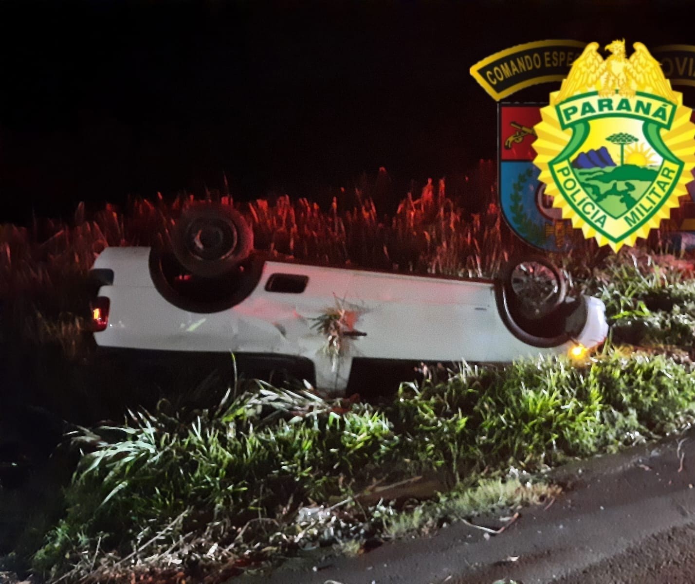 Polícia Rodoviária prende motorista embriagado após capotamento