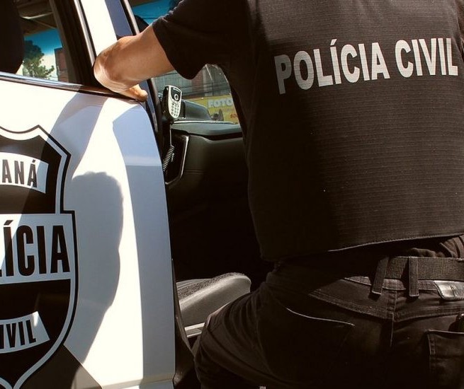 Polícia investiga corpo encontrado carbonizado em canavial