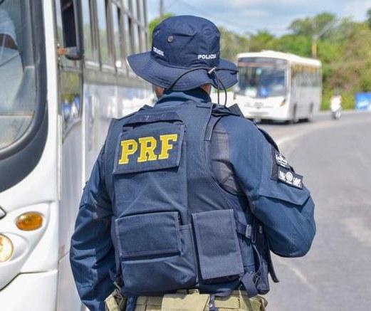 Seis pessoas morrem em acidentes nas estradas federais do Paraná