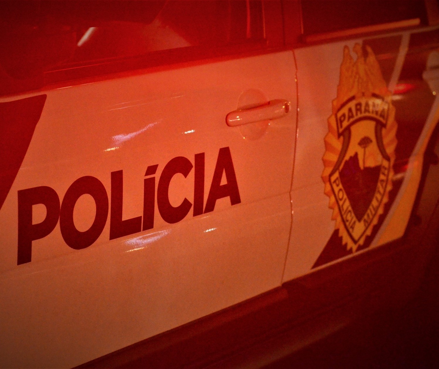 Família é feita refém durante roubo a fazenda, em Astorga