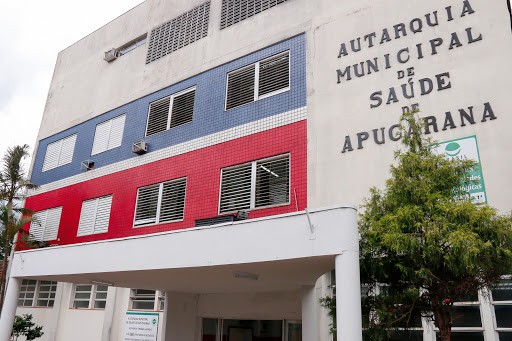 Falsa enfermeira confirma fura-fila na vacinação em Apucarana para comissão da Alep