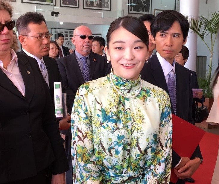 Princesa Mako participa das festividades dos 110 anos da imigração japonesa em Maringá