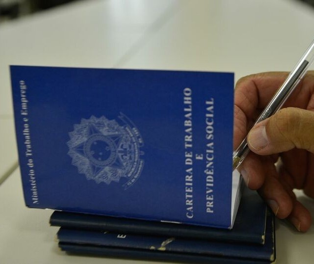 Maringá inicia semana com 475 vagas de emprego abertas