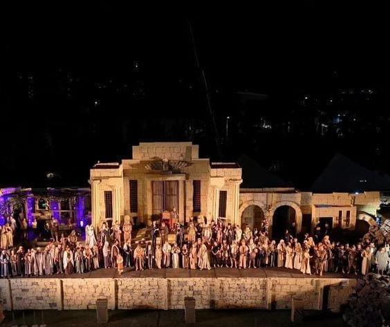 Encenação da Paixão de Cristo terá narração de dublador famoso