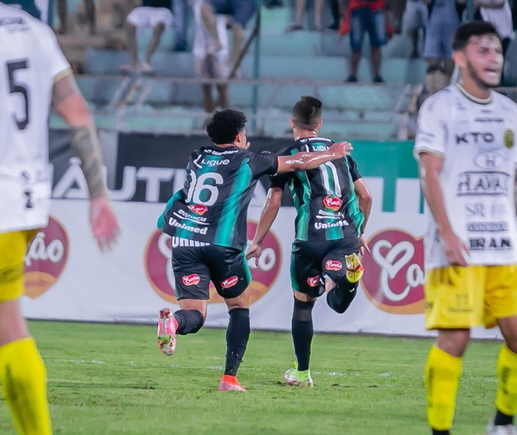 Maringá FC enfrenta Operário nesta quinta-feira (24) na primeira partida das semifinais do Paranaense