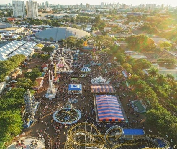 Último dia de Expoingá: confira a programação