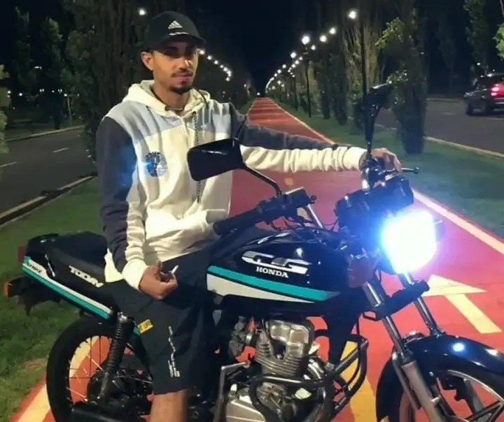 Motociclista morre após bater em carreta estacionada em Maringá