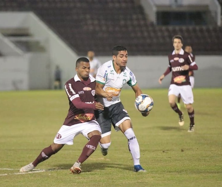 Fora de casa, Maringá FC vence a Ferroviária por 1 a 0
