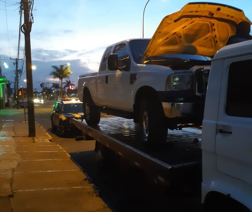 Caminhão roubado em Mato Grosso do Sul é recuperado em Paranavaí