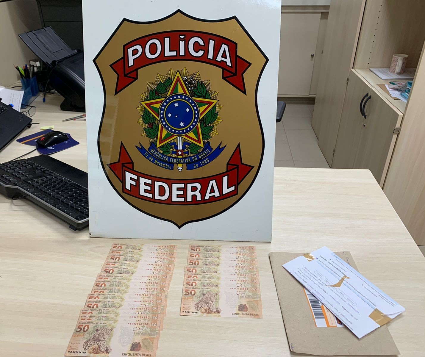 Polícia Federal apreende R$ 1 mil em cédulas falsas em Maringá