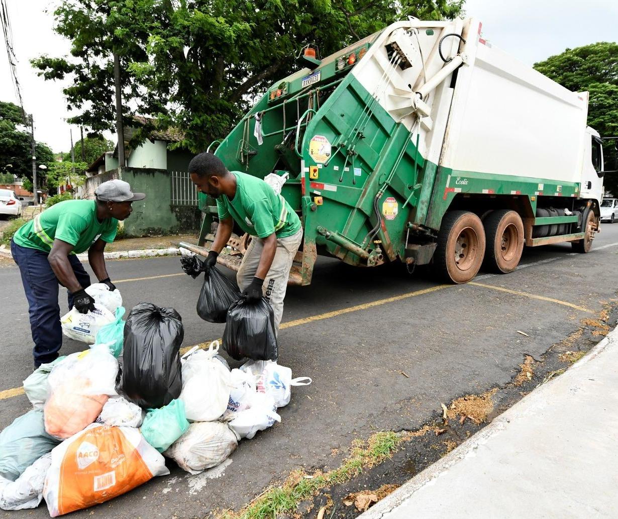 TCE suspende licitação da coleta de lixo em Umuarama